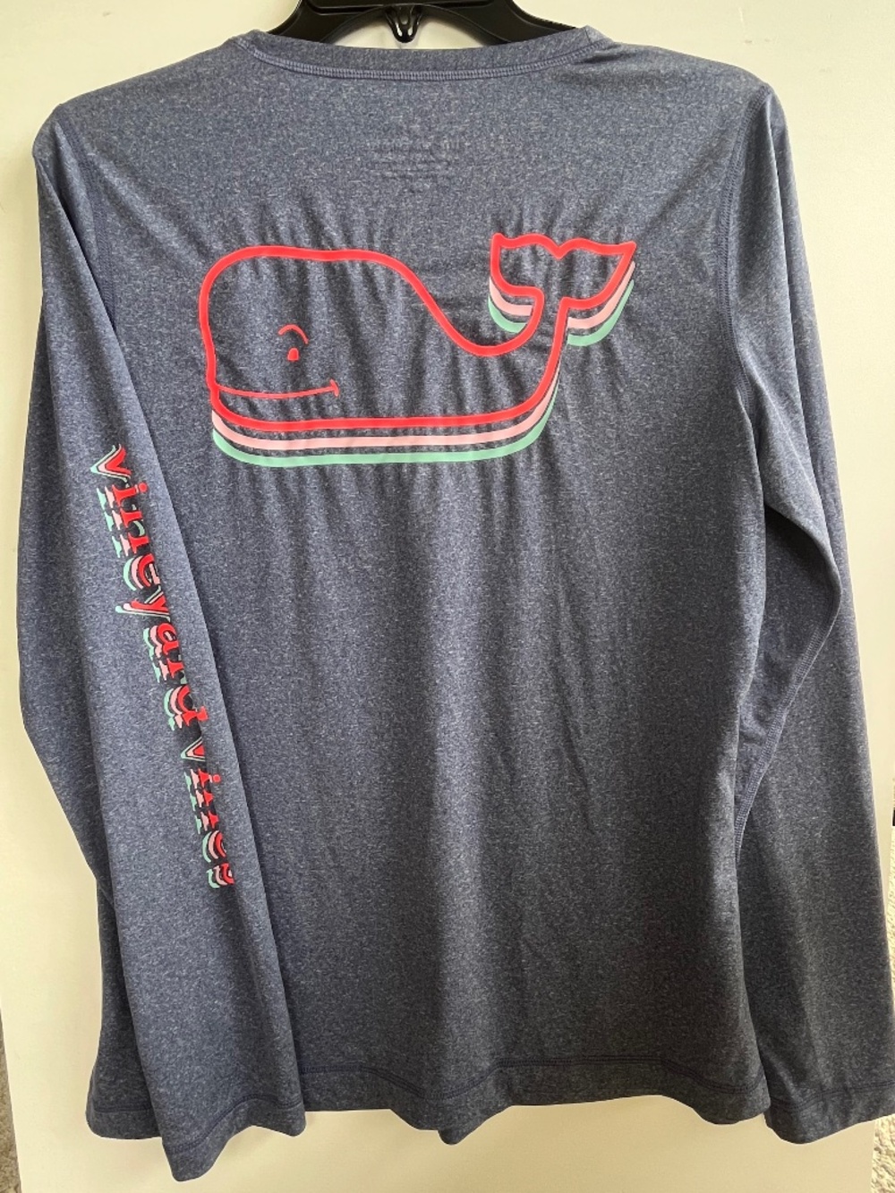 navy heather Vineyard Vines size M long-sleeve shirt with multi-colored stacked